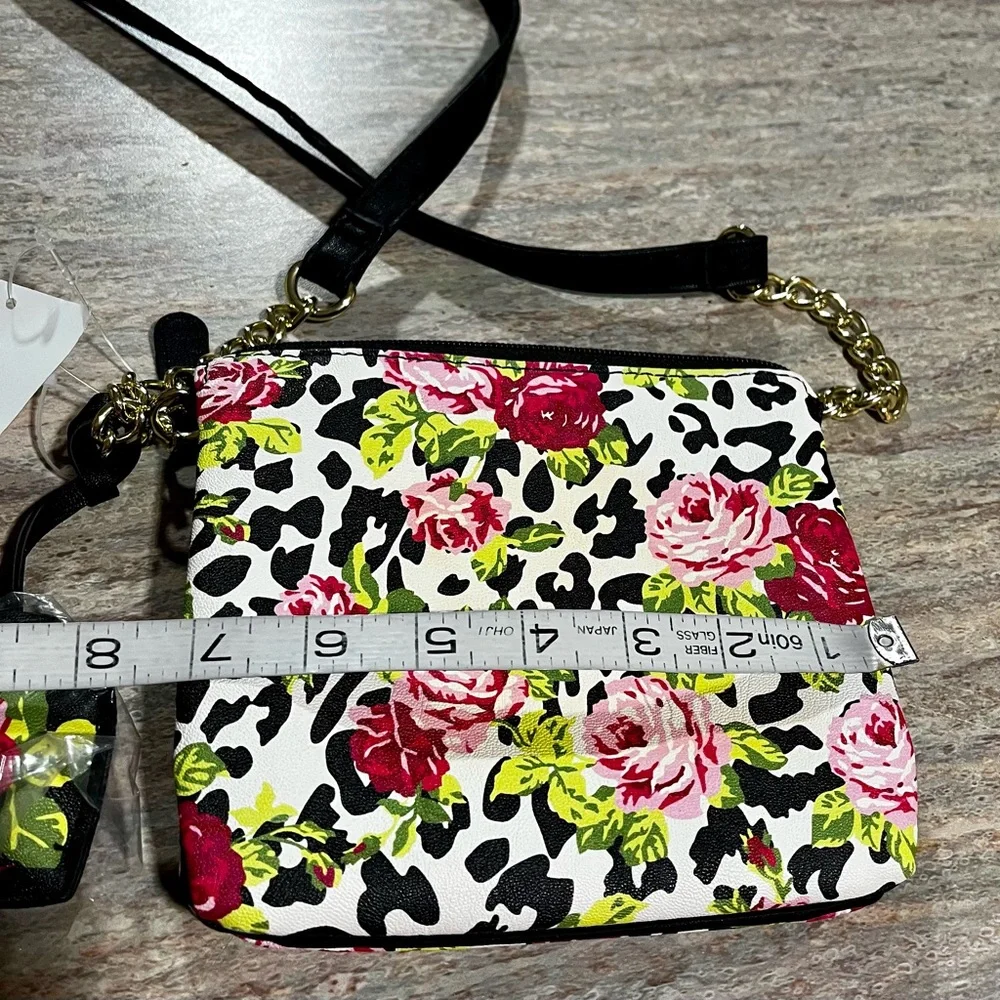 NWT Luv by Betsey Johnson Leo Red LB Double crossbody bag w/ Heart ♥️ keychain - Picture 14 of 16